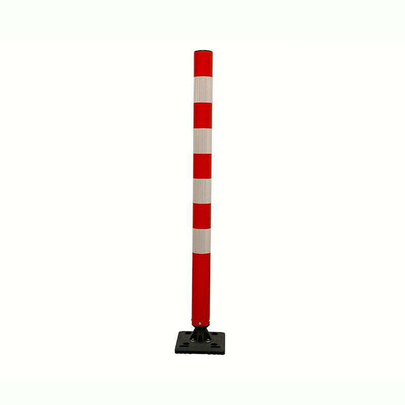 Overflademonteret trafikafgrænserstolpe med skruebund
